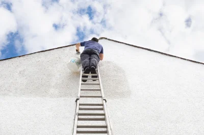 Peinture extérieure à Bonneval-sur-Arc — façades et ravalement